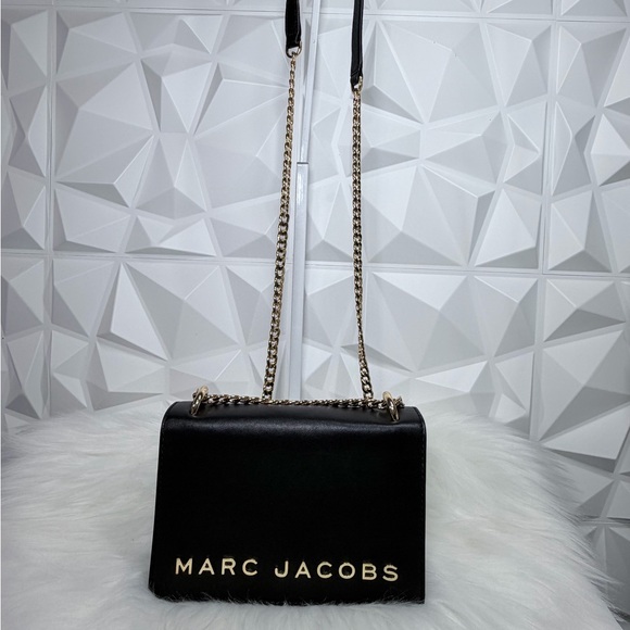 🌸Marc Jacobs Black and Gold Crossbody Bag 🌷 - Picture 2 of 13